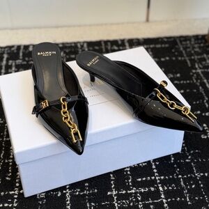 ✨ Women's Balmain Kitten Heel Mules | Black Patent Leather Gold Chain